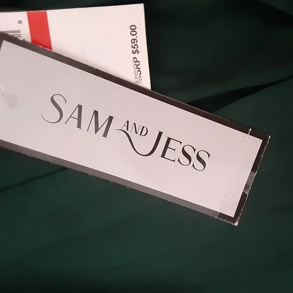 Sam & Jess Puff Shoulder Surplice Arresting Emerald Satin Wrap Top - Picture 9 of 10